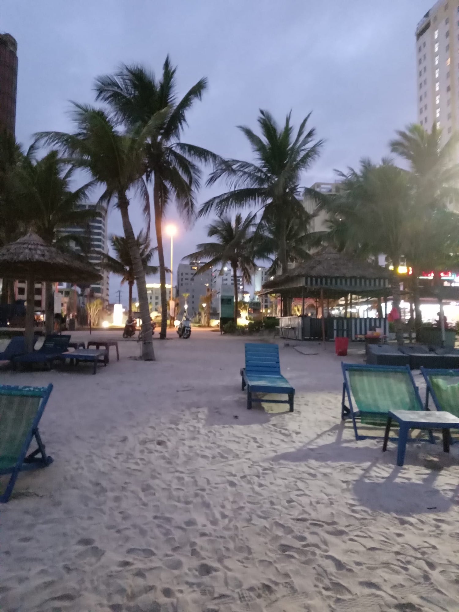 Sunset on the beach in Da Nang, Vietnam