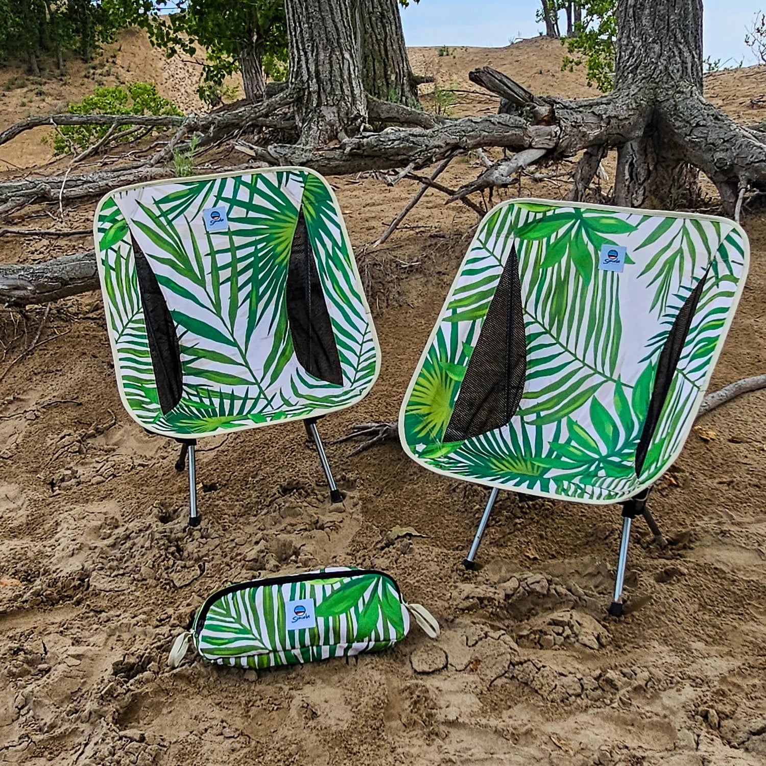 high quality portable beach chair by Suniela